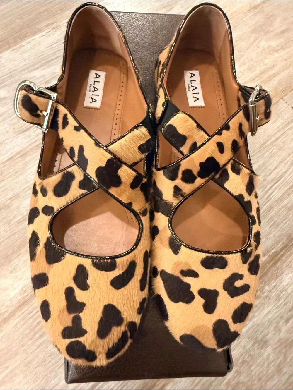 Alaia NWB Leopard-Print Mary Jane Flats size 39.5